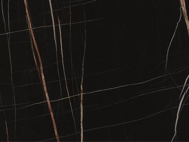 Sahara Noir Extra Lucidato